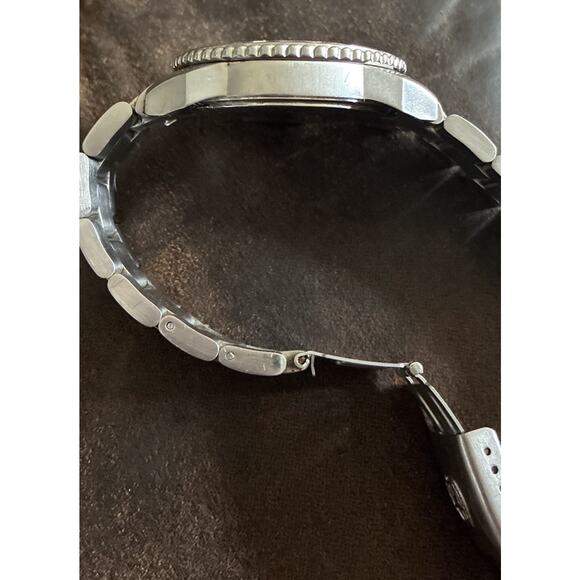 Montana Silver Mens Watch Model MT10886 Day Hour Min Detailed Face Needs Battery - Picture 5 of 10